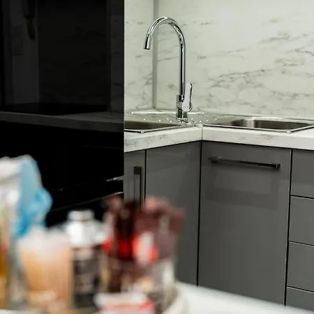 Courtiq By Infox Private Parking