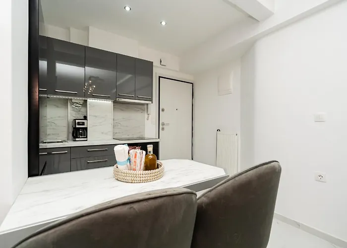 Courtiq By Infox Private Parking Appartamento Salonicco