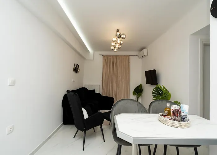 Courtiq By Infox Private Parking Salonicco