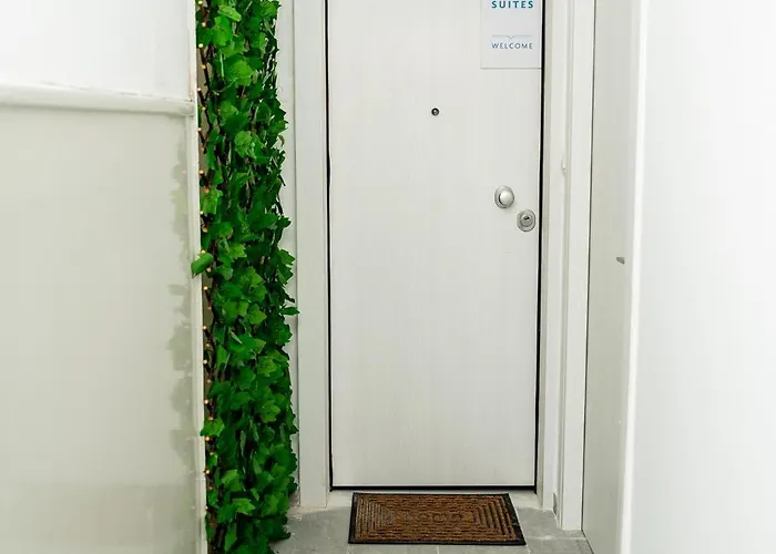 Courtiq By Infox Private Parking Apartament *